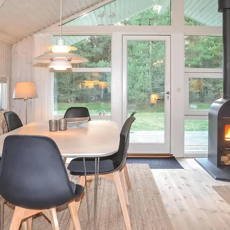 Holiday home Beautiful In Oksbol With Wifi Mosevra